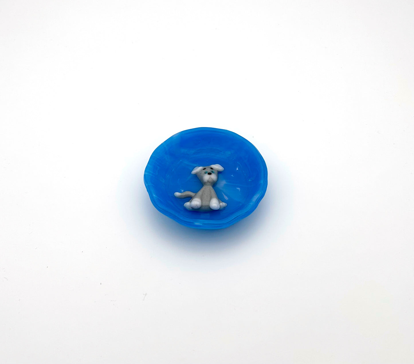 Ruffle Bowl Small Blue with Gray Dog