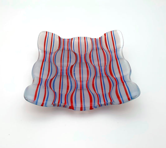 Optic Dish Medium Red White Blue