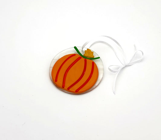 Sun Catcher Medium Pumpkin on Whispy White