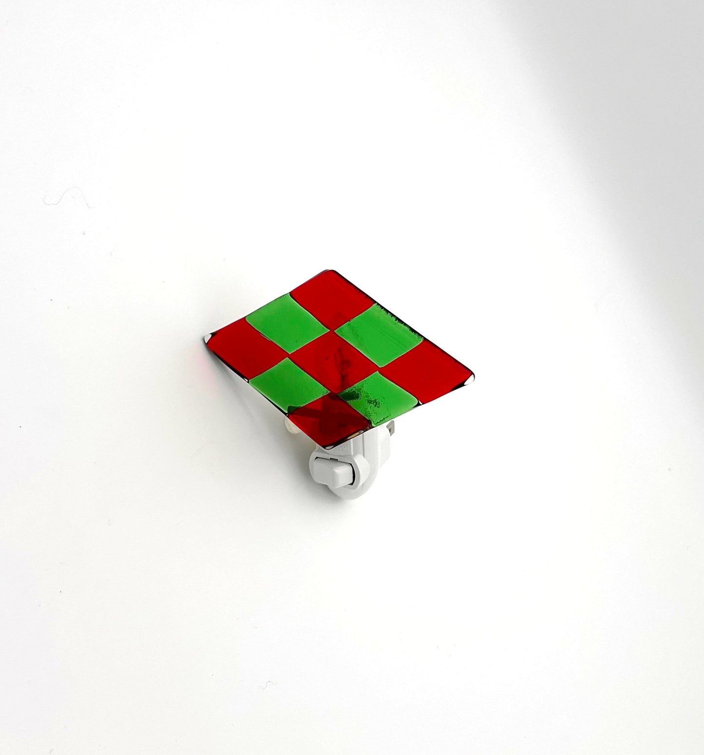 Night Light Medium Green and Red Diamonds