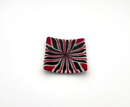 Square Dish Red Black and White