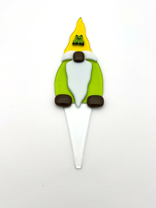 Garden Art Gnome Green Coat Yellow Hat with Frog
